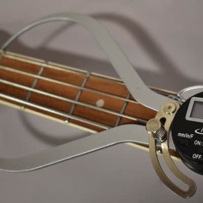 Hofner Contemporary Series HCT-500/1-SB Violin Bass Sunburst image 18