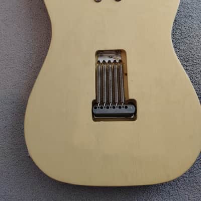 reverse stratocaster body european basswood loaded image 2