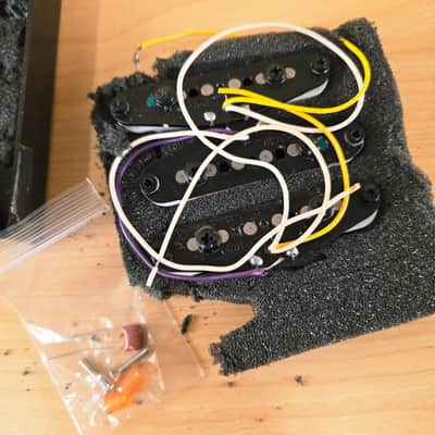 1997 Fender American Standard Stratocaster Delta Tone Pickup Set USA image 7