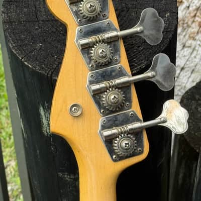 Fender Jazz Bass 1964 - a stunning January '64 Candy Apple Red Metallic example w/Green'gard & Clay Dots ! image 10