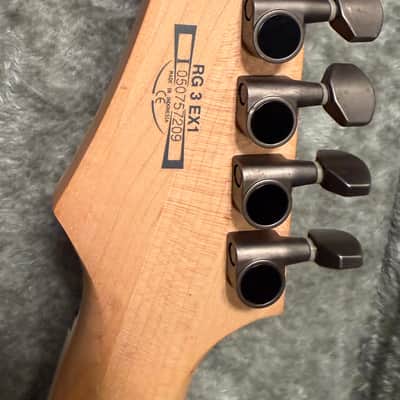 Ibanez RG3EXQM1-HS Standard 2005 - 2007 - Honey Sunburst image 8