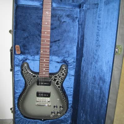 Epiphone Made in USA! Custom Shop Wilshire 2017 Ltd. Ed - Black Crackle w/ Hardcase (VERY RARE!) image 2