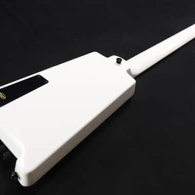 Steinberger Spirit XT-2 Standard Bass (4-String; Incl. Gig Bag) White - XTSTD4WH1 148 image 7