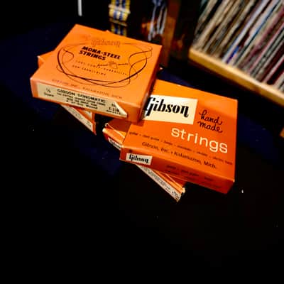 NOS ALERT!!! Rare Gibson Kalamazoo - Sonomatic Mona-Steel Strings - No. E-338 - E/ 6th String (5ct) -- 1/2 Dozen Per Box (5 Total Boxes) New Old Stock - Rare - image 6