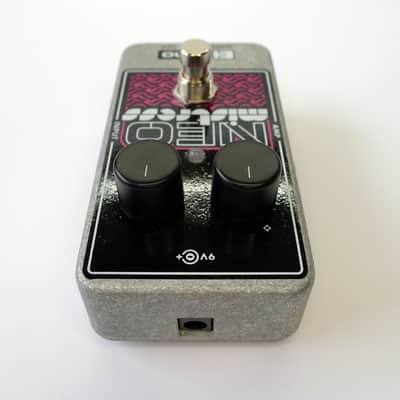 Electro-Harmonix EHX Neo Mistress Flanger EH Nano Guitar Effect Pedal NEVER MOUNTED with Manual image 6
