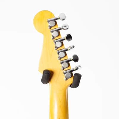 Squier Hank Marvin Stratocaster 1991 Fiesta Red image 4