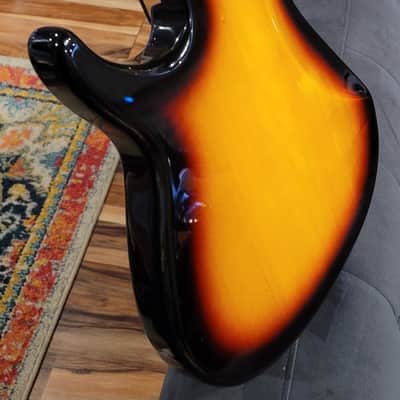 Peavey Zodiac EX Bass - Sunburst - w/ Hard Case image 5