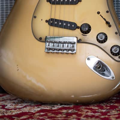 1979 Fender USA American Hardtail Stratocaster - in Antigua Burst image 4