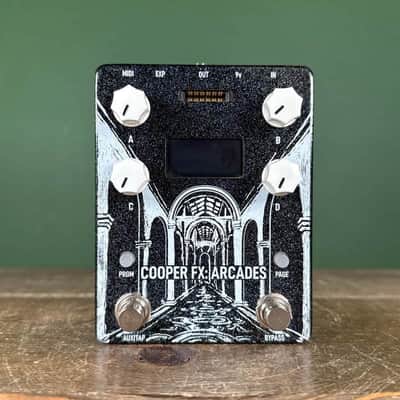 Cooper FX Arcades Multi-Effect Console 2020 - 2021 - Black Sparkle image 2