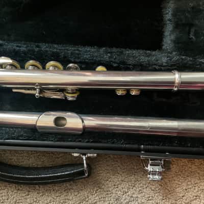 Yamaha 285S Open Hole Flute All New Pads, Clean image 8