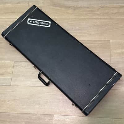 Rickenbacker 360 hardshell case - 1970s / 1980s image 2