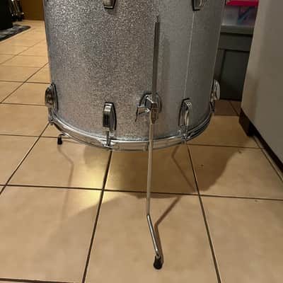Ludwig LF868 Classic Maple 16x18" Floor Tom 1998 - Present - Silver Sparkle image 5