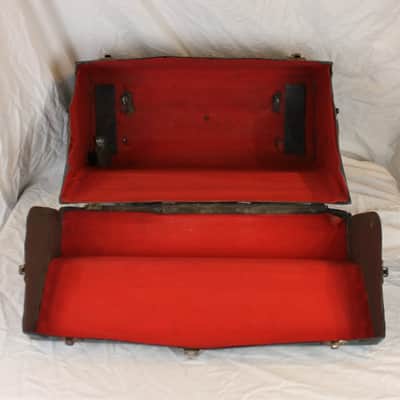 Black Italian Hard Case for Accordion 21.25" x 9.50" x 19.75" (54cm x 24cm x 50cm) image 2