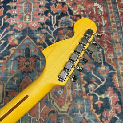 *Video* Fender JV Modified 60's Stratocaster Olympic Soft V Neck White Hard Case - 2022 image 21