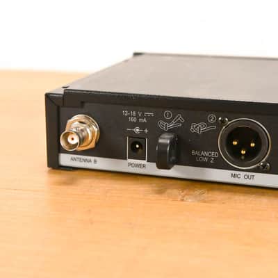 Shure SLX24/BETA58A Handheld Wireless System - H5 Band (NO POWER SUPPLY) CG01YDE image 7