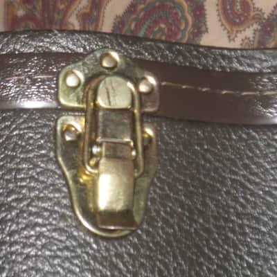 lightly handled (late 90s-early 00s) Taylor Grand Concert Deluxe Brown Hardshell Case (5200-54 but reg black lining) textured dark brown vinyl over 3-ply wooden structure, Foam padding covered w/ reg black plush  lining, brass plated HW, leather handle image 16
