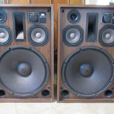 Sansui SP 5500X speakers in good condition image 1