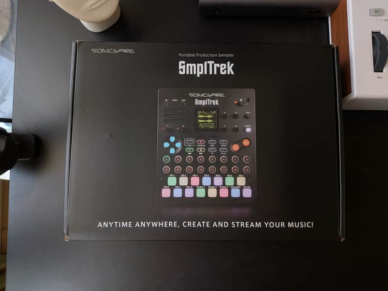 Sonicware SmplTrek Portable Production Sampler 2022 - Present - Black image 1