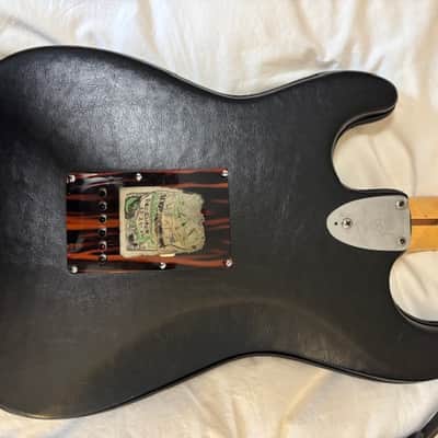 Fender Stratocaster 1974 - custom black tolex image 5