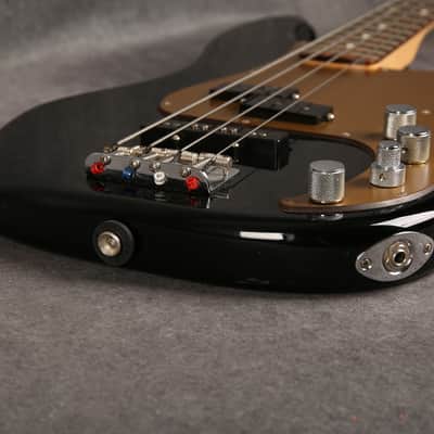 Fender Deluxe Active Precision Bass Special - Black - 2nd Hand image 12