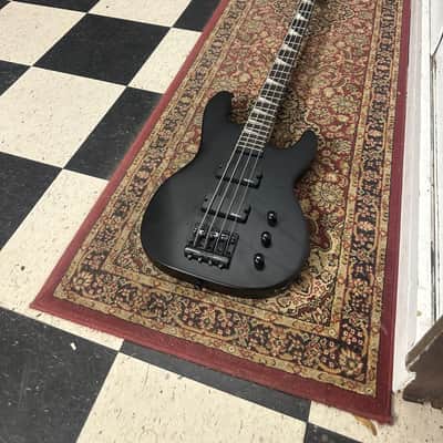 Jackson JS Series JS2 Concert Bass with Rosewood Fretboard 2017 - 2018 - Satin Black