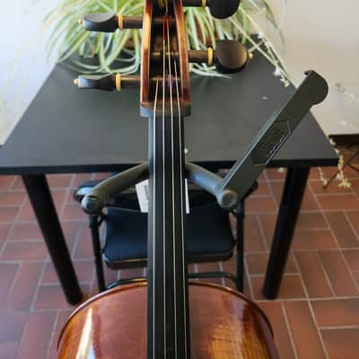 Mint Open Box Krutz Model 400 4/4 Cello with Case and Bow image 6