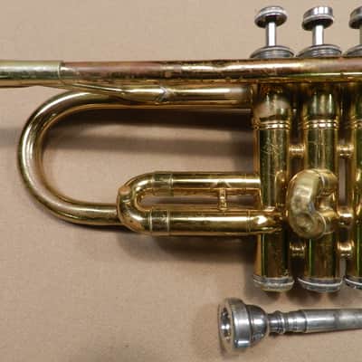 King Cleveland 600 Bb Student Trumpet image 2