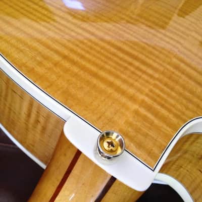 1999 Heritage Super Eagle Archtop Guitar - Antique Natural image 19