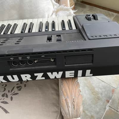 Kurzweil K2000 V2 1990s - Black