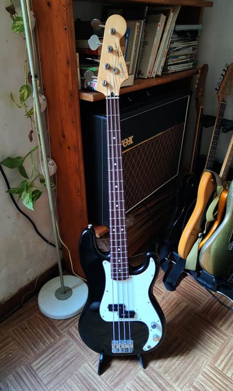 Squier by Fender Precision Mij Japan 90's - Black | Reverb
