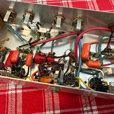 Danelectro DM25 - 1960's - Head / Cabinet image 19