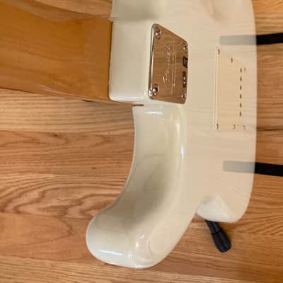 Fender Classic Player '60s Stratocaster with Rosewood Fretboard 2006 - Sonic Blue image 10