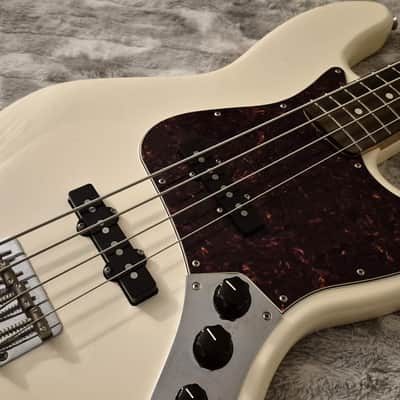 Fender Classic Series '60s Jazz Bass Lacquer - 2017 - Olympic White - 4-String Bass image 14