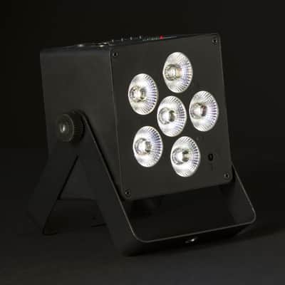 PURElight PIKO BAT MAX 6x6W 6in1 RGBWAUV - Battery Powered LED Light image 4