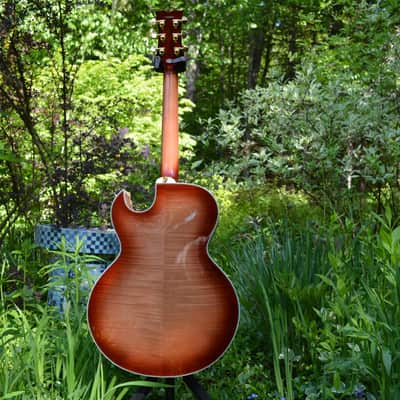 2015 Dean Seven Sound Palomino Route 66 Jazzbox/Bluesbox in Honey Sunburst w/New Gold Dunlop Straploks & a New Brown Crossrock Hardshell Case ~ Mint ! image 5