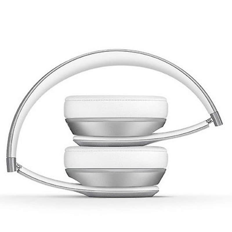 Beats By Dre Solo 2 Wireless Headphones image 3