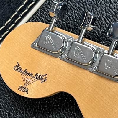 1997 Fender Custom Shop 1969 Stratocaster Sunburst Abigail Ybarra image 13