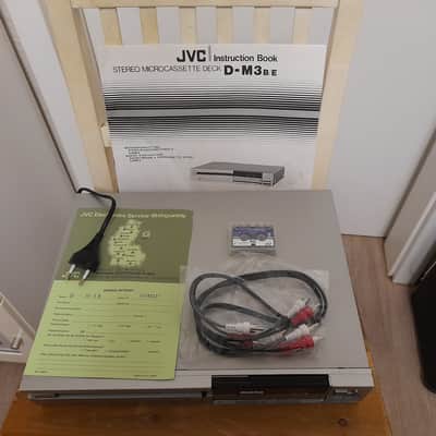 JVC D-M3 Stereo Microcassette Deck image 25