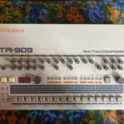 Roland TR-909