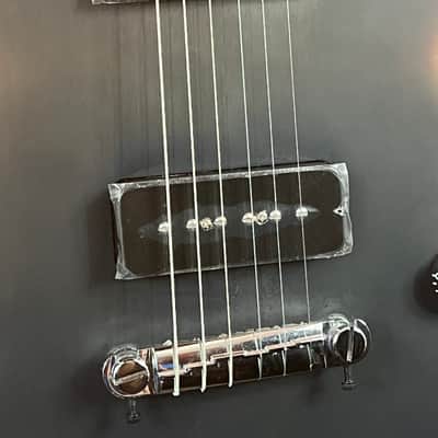 Epiphone Les Paul Special P-90 Limited-Edition Electric Guitar Worn Black image 3