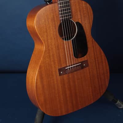 Harmony H165 1958-67 / Solid Mahogany / A Classic Design and Sound image 1