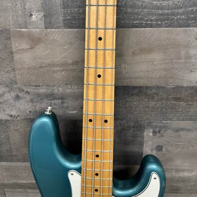 Fender P Bass Metallic Lake Placid Blue Killer Player Bass Mexican image 2