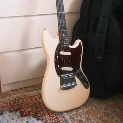 Fender Vintera III Mid '60s Mustang 2025 - Present - Olympic White image 1