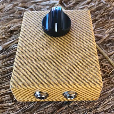 Stami's Customs - Tweedy Bird 16 Ohm 65 Watt Speaker Attenuator for Tube Amp in Lacquered Tweed image 3