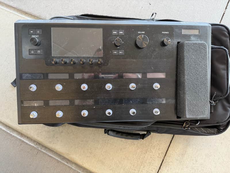 Line 6 Helix Floor w/ Backpack image 1