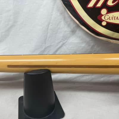 Fender American Stratocaster Guitar with Case 2000 - 3-Color Sunburst / Rosewood fingerboard image 10
