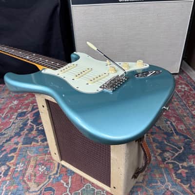 Fender Japan Exclusive Classic 60's Stratocaster Ocean Turquiose Metallic w/Tags - 2016 image 19