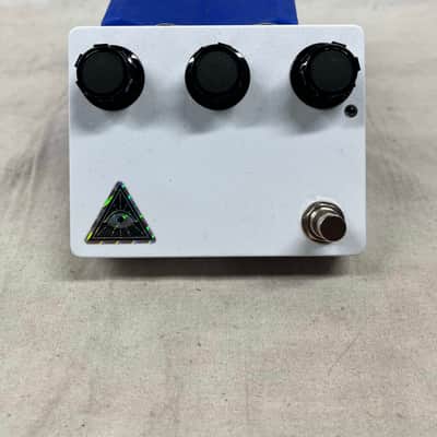 Seeker Electric Effects Descry Fuzz Pedal with Box image 2