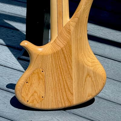 Marleaux Diva 5-String Fretless Bass 2021 - stunning Poplar Burl its the finest Fretless made today ! image 5