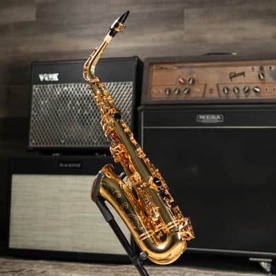 Yamaha YAS-62II Professional Alto Saxophone Gold Lacquer with Case - Used image 2